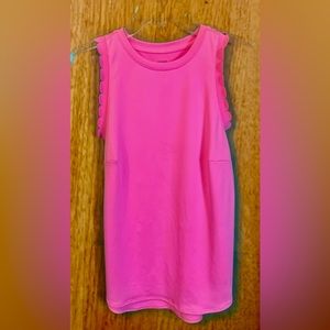 Crown & Ivy Bright Pink sleeveless top with scalloped design around arm.